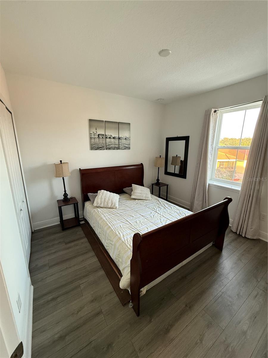 Image 6 of 12 For 3138 Camino Real Dr N