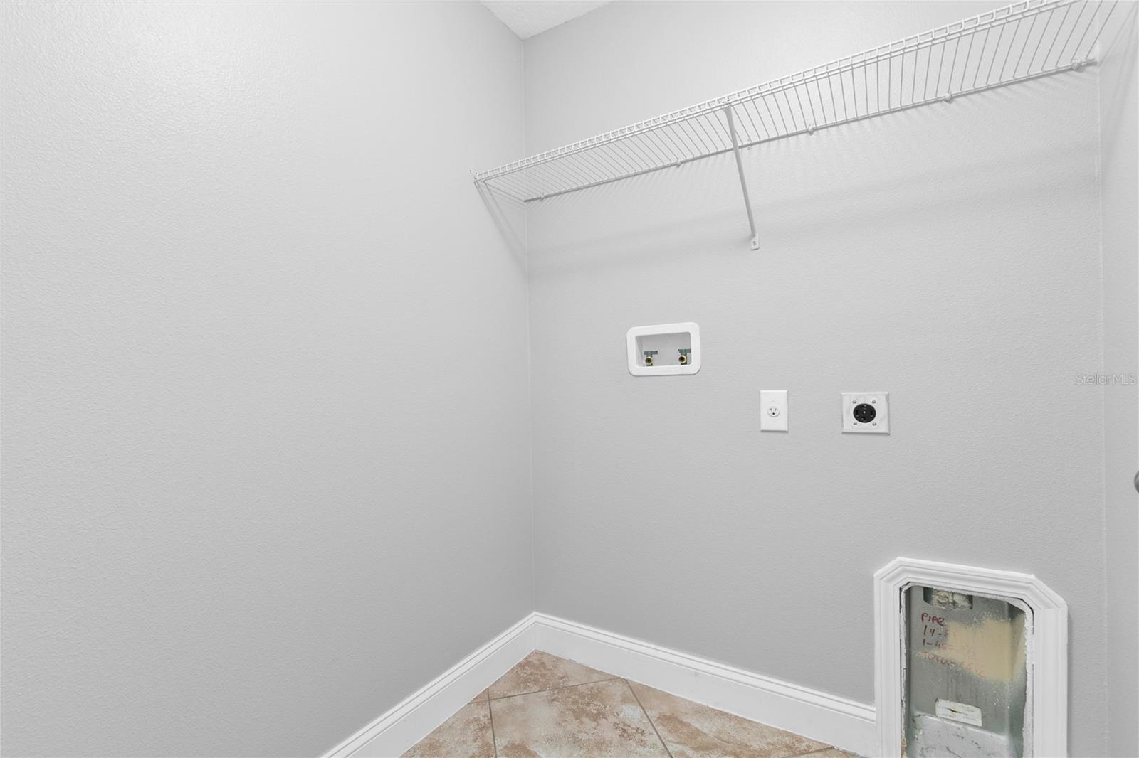 Image 19 of 29 For 15407 Lost Creek Lane