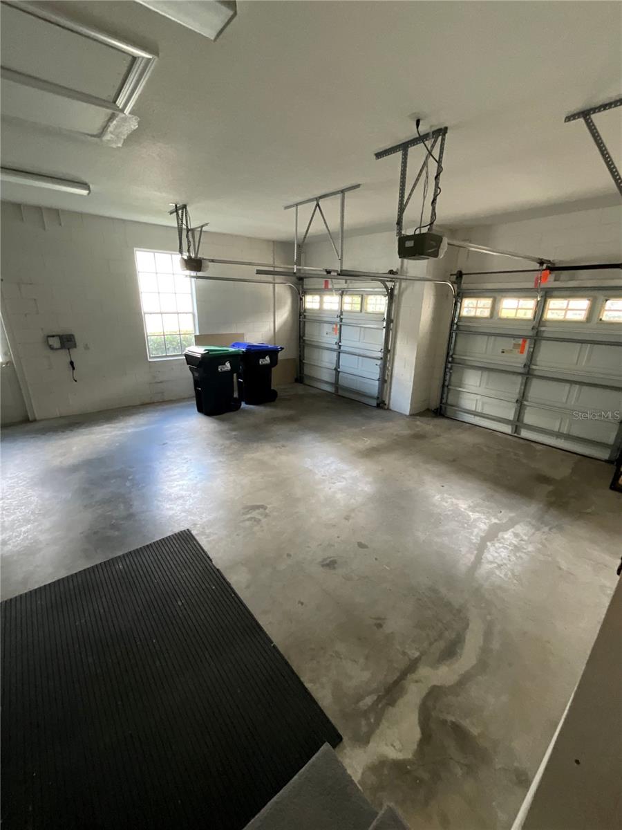 Image 29 of 40 For 11560 Claymont Circle