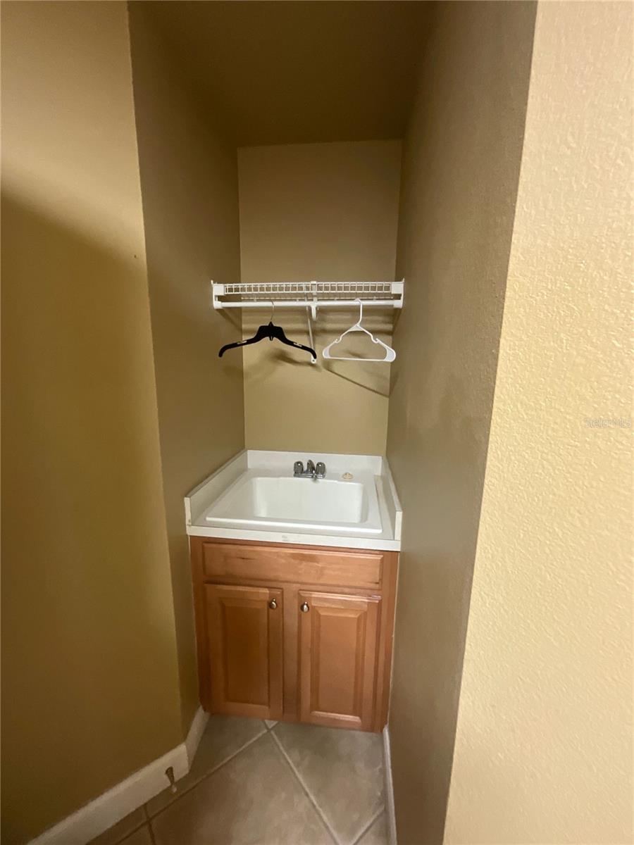 Image 32 of 40 For 11560 Claymont Circle