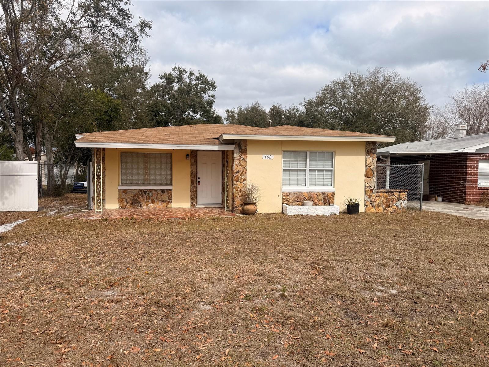 Image 5 of 27 For 402 Tuscarora Street