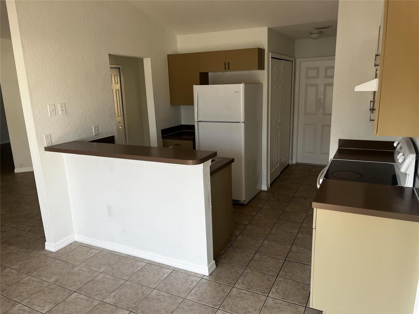 Image 4 of 13 For 404 Danube Drive