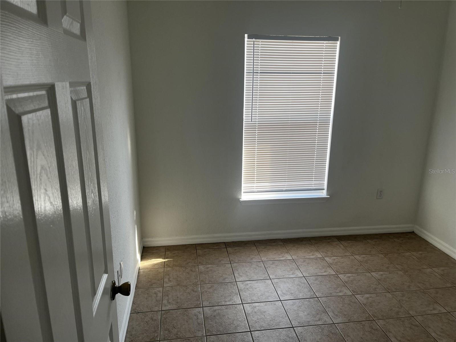 Image 6 of 13 For 404 Danube Drive