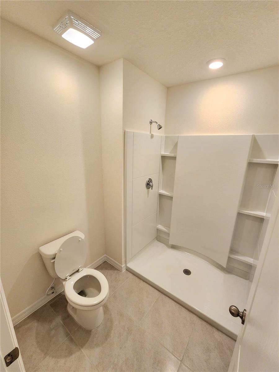 Image 21 of 39 For 1141 Blue Jay Drive