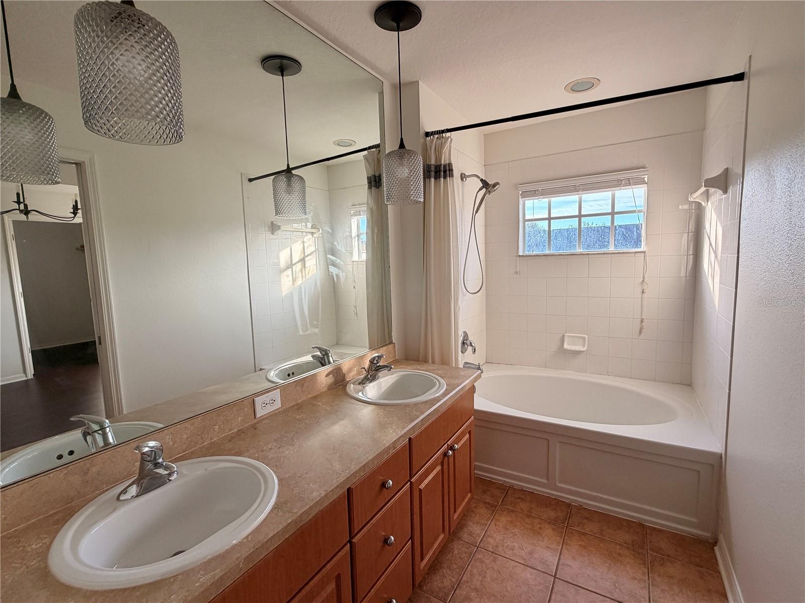 Image 15 of 27 For 16215 Bridgecrossing Drive