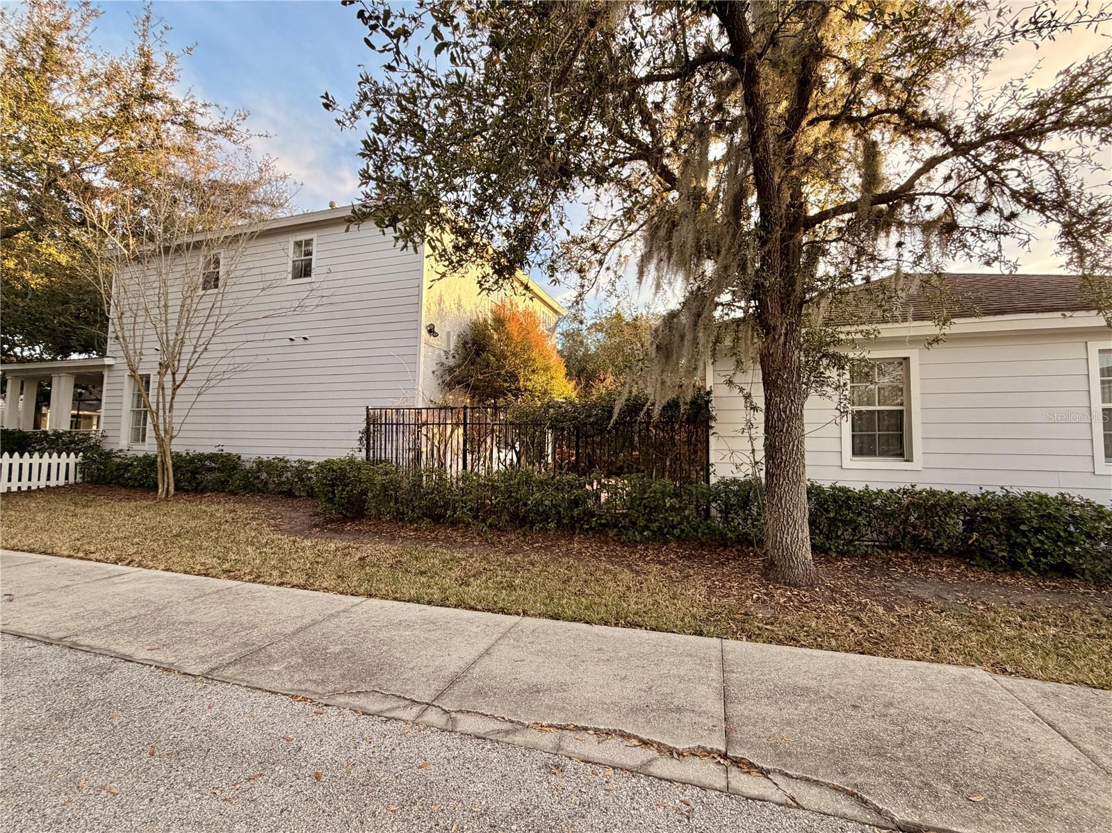 Image 27 of 27 For 16215 Bridgecrossing Drive