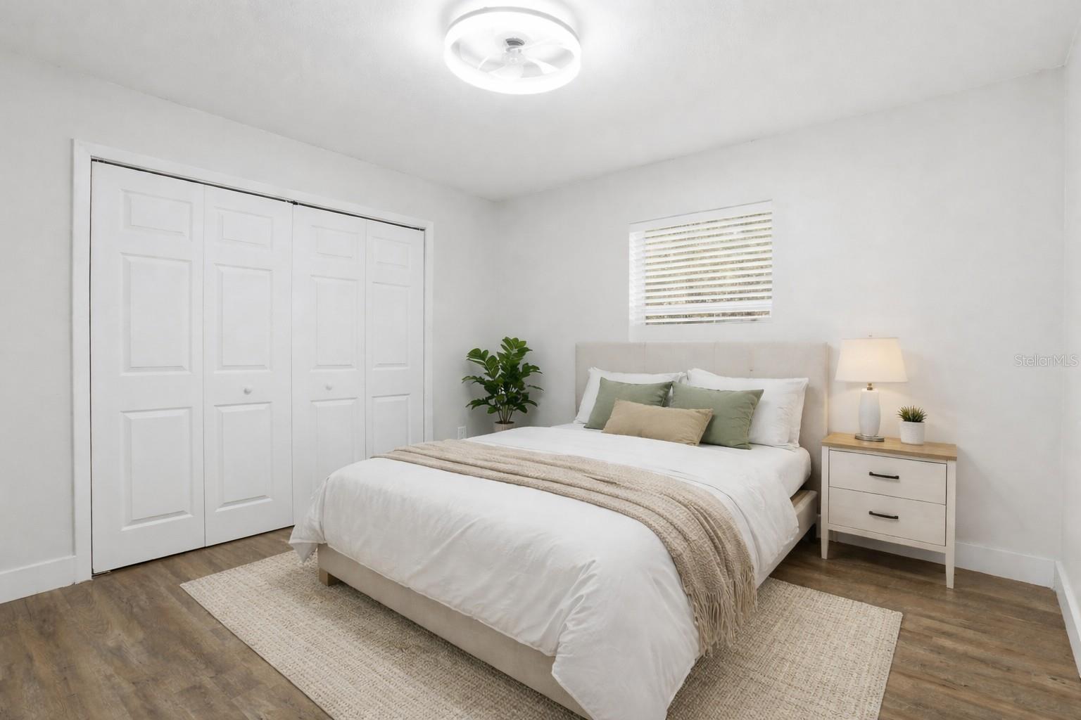 Image 21 of 38 For 2014 Bates Avenue