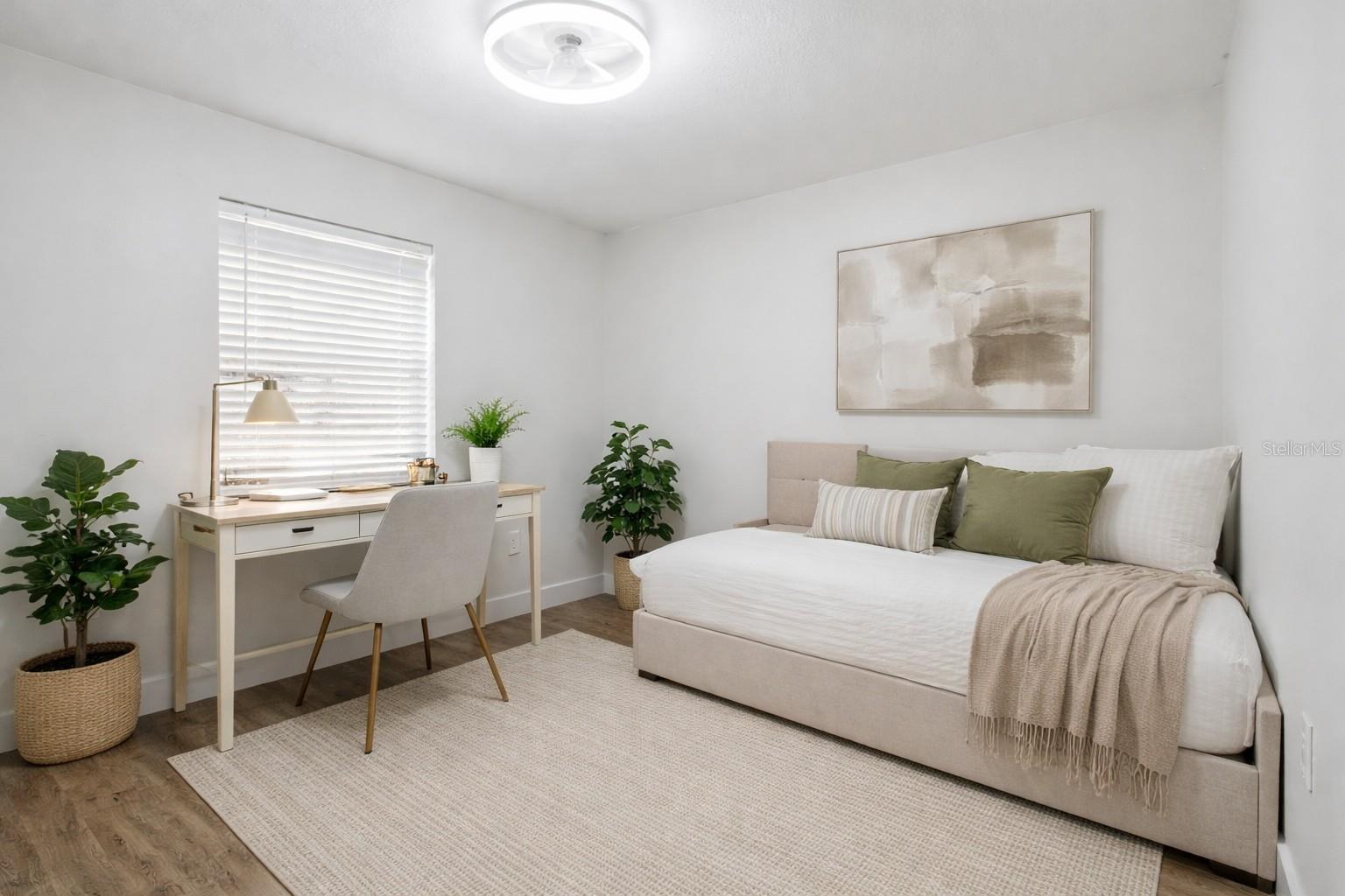 Image 25 of 38 For 2014 Bates Avenue