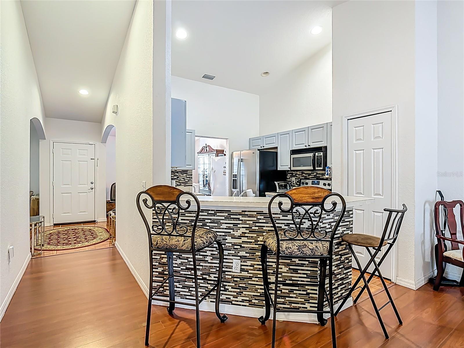 Image 13 of 54 For 1910 Dolphin Drive