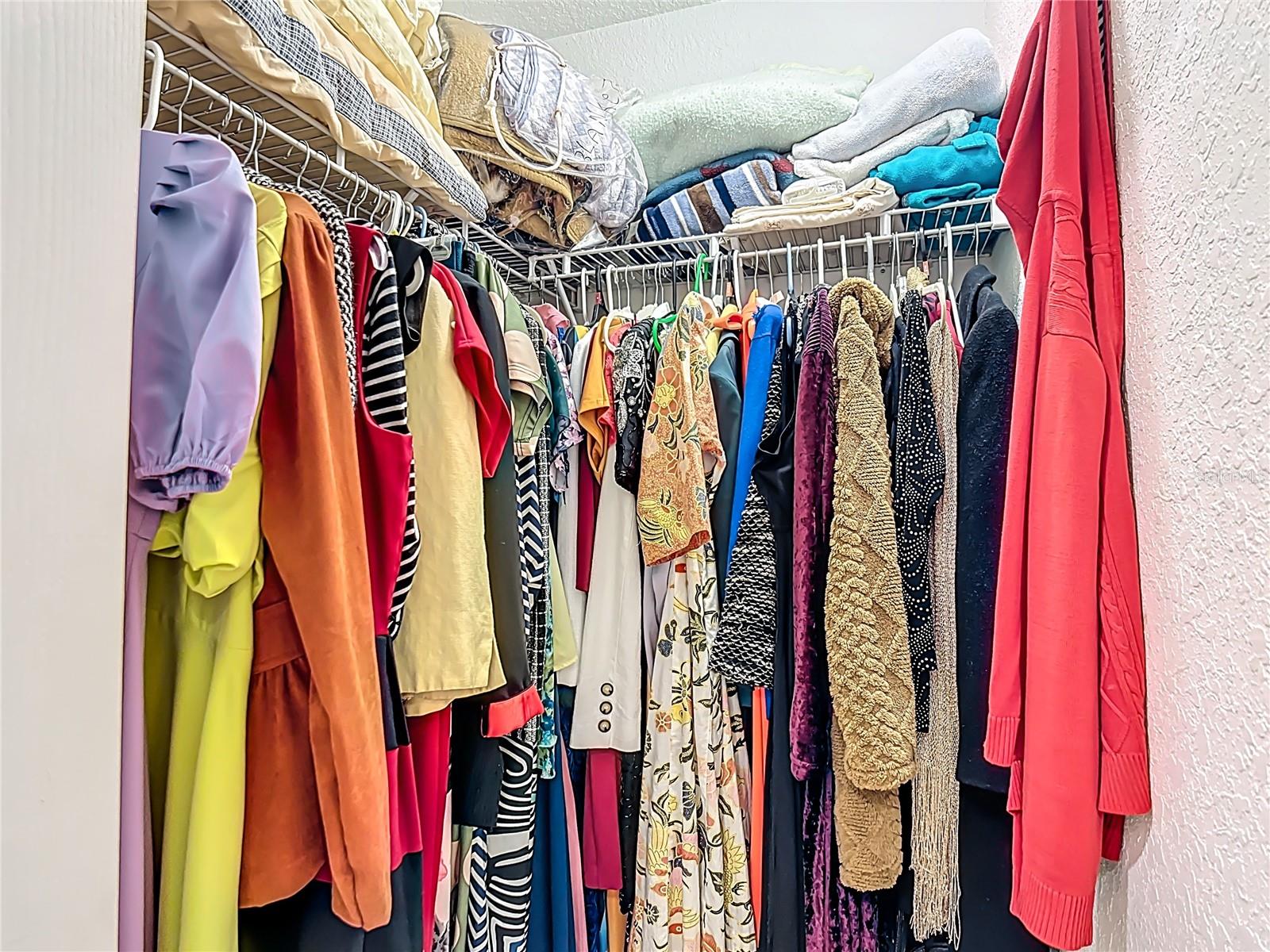 Image 29 of 54 For 1910 Dolphin Drive