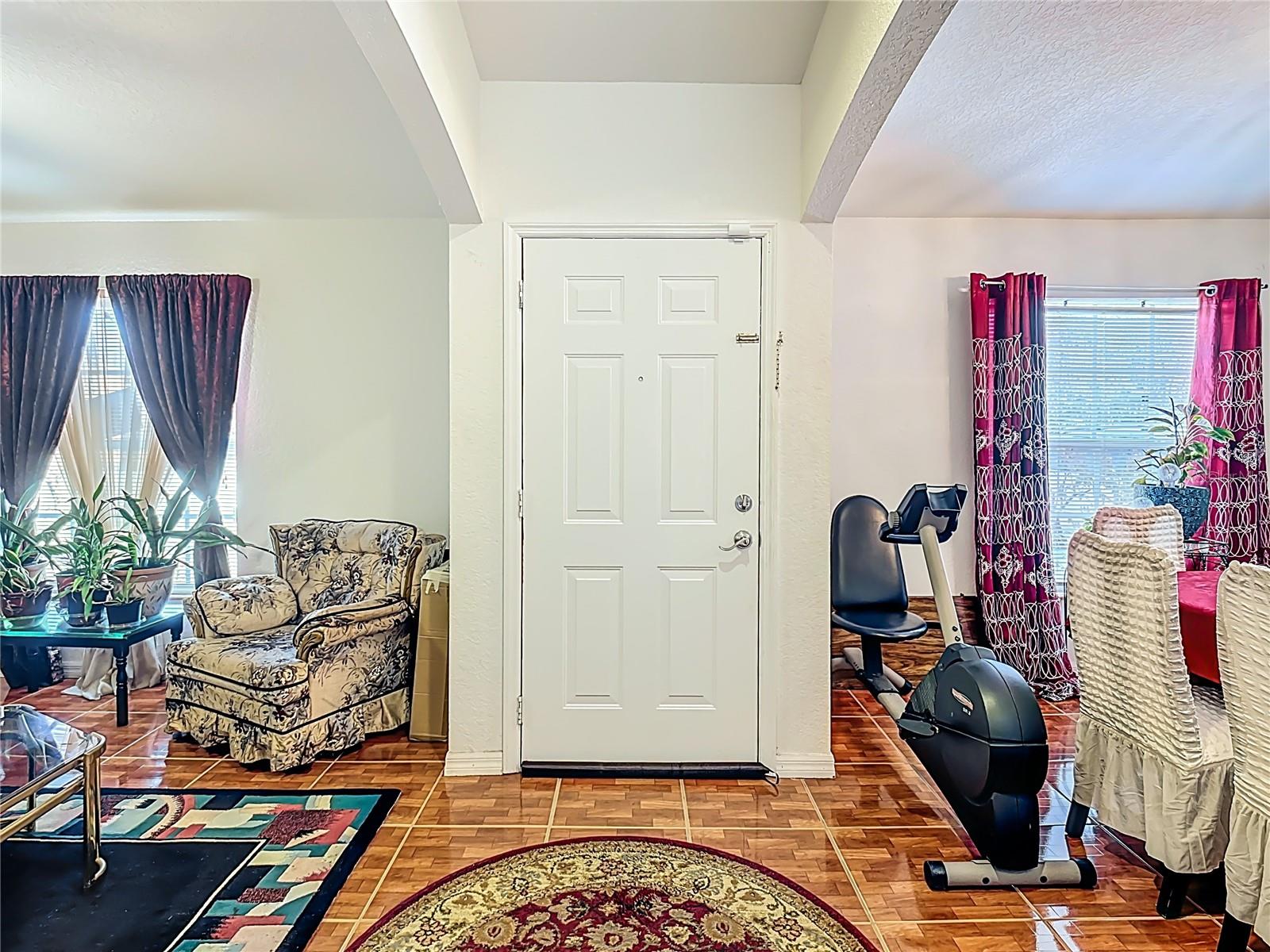 Image 5 of 54 For 1910 Dolphin Drive