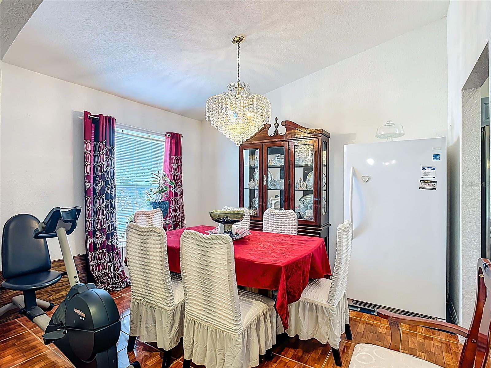 Image 7 of 54 For 1910 Dolphin Drive