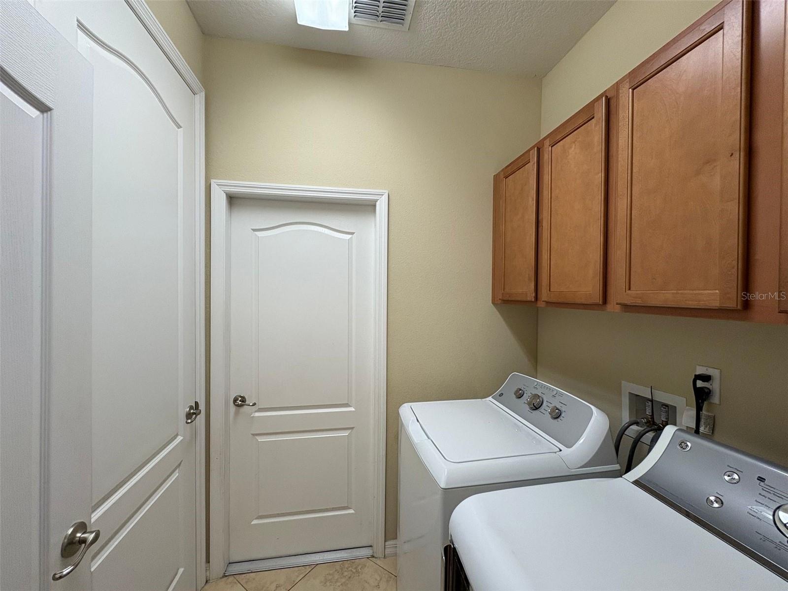 Image 28 of 42 For 5395 Bowman Drive