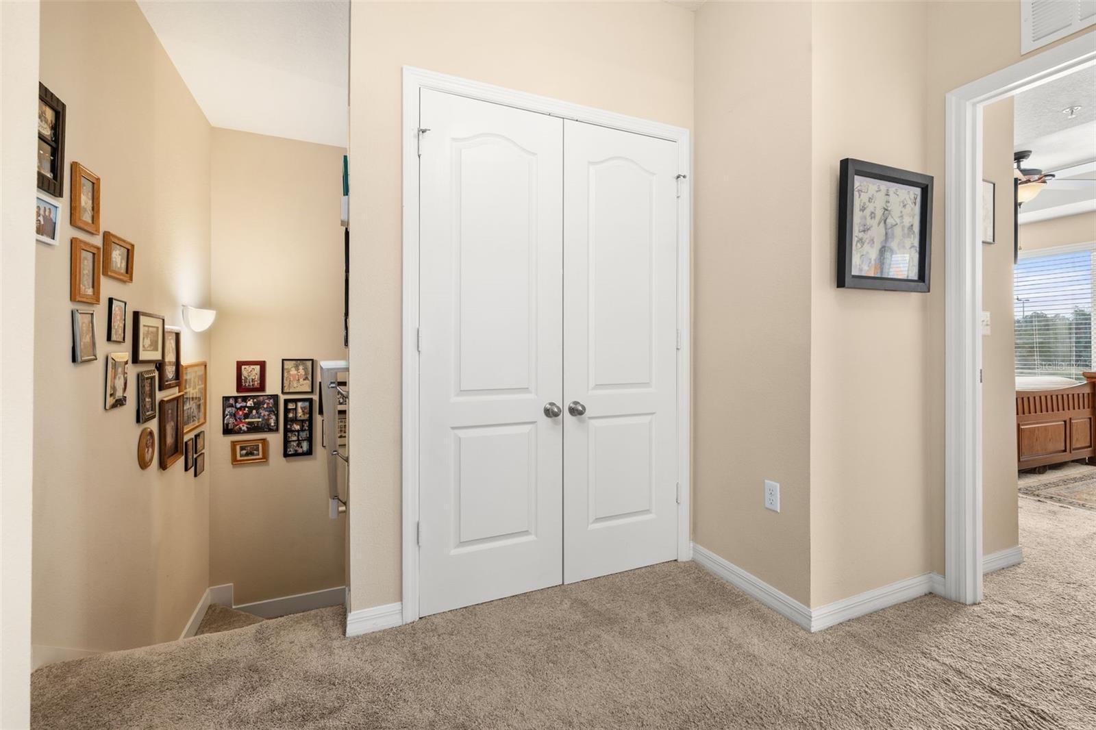 Image 23 of 43 For 1532 Scarlet Oak Loop 70b