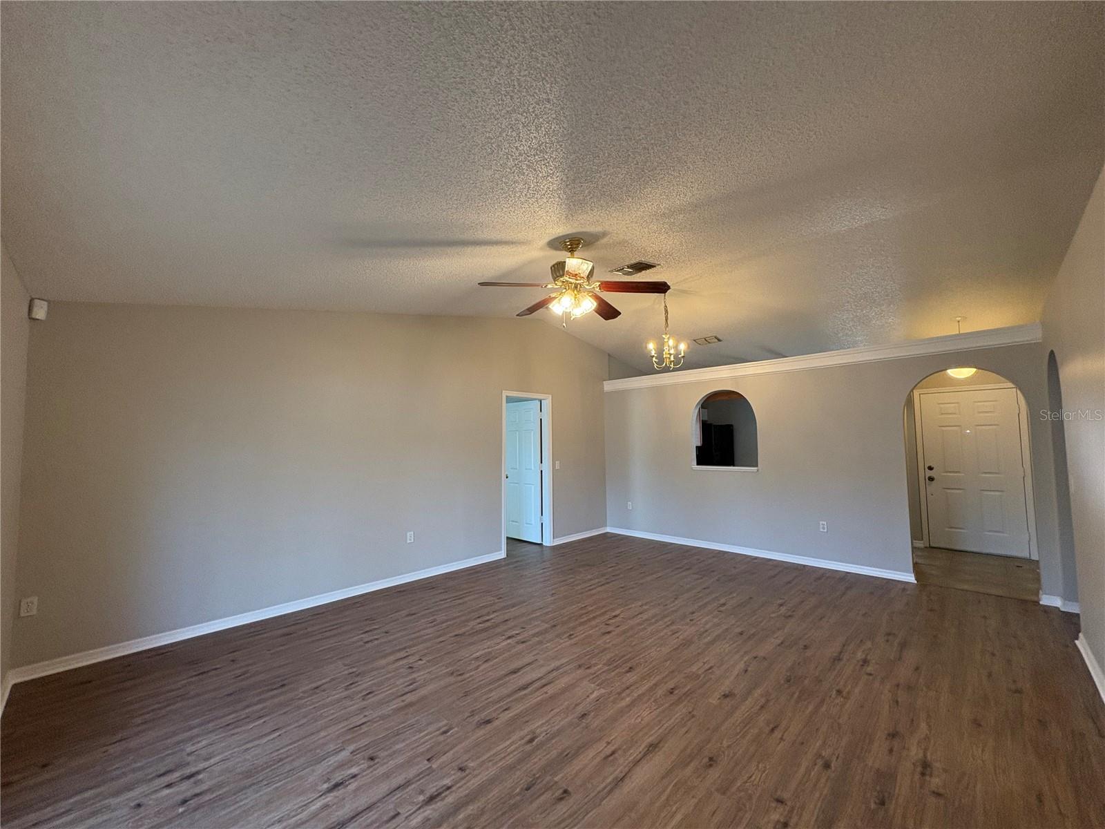 Image 8 of 19 For 3605 Stonefield Drive