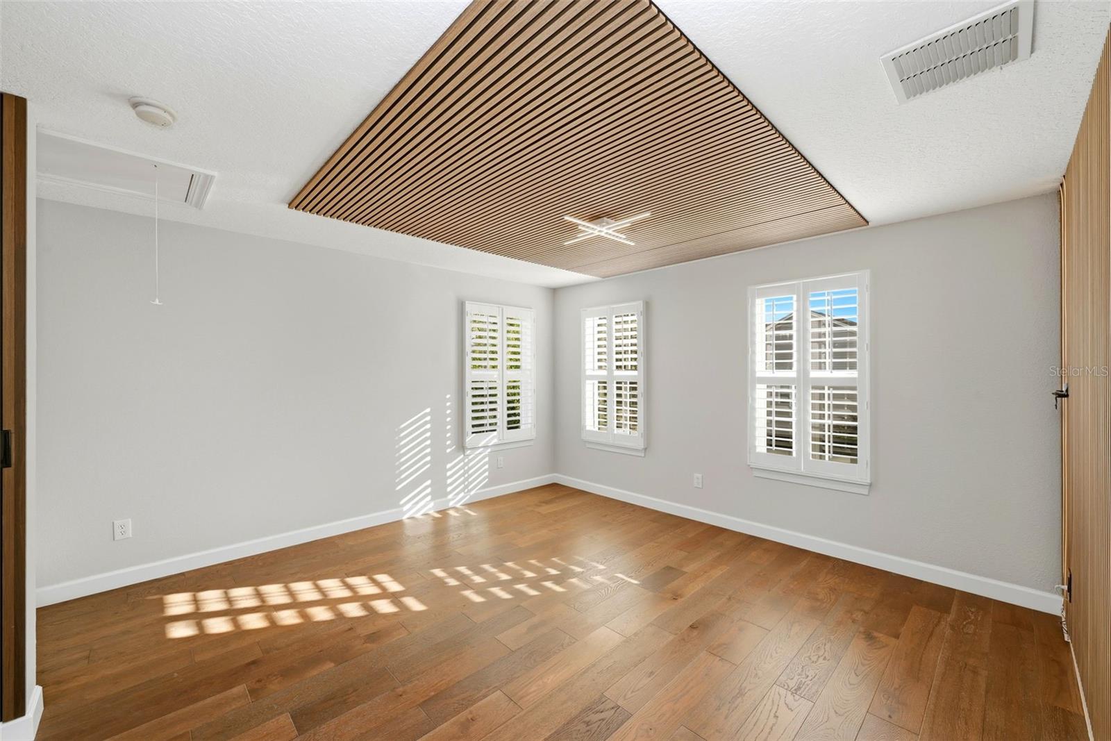 Image 43 of 79 For 701 Eagle Woods Trail