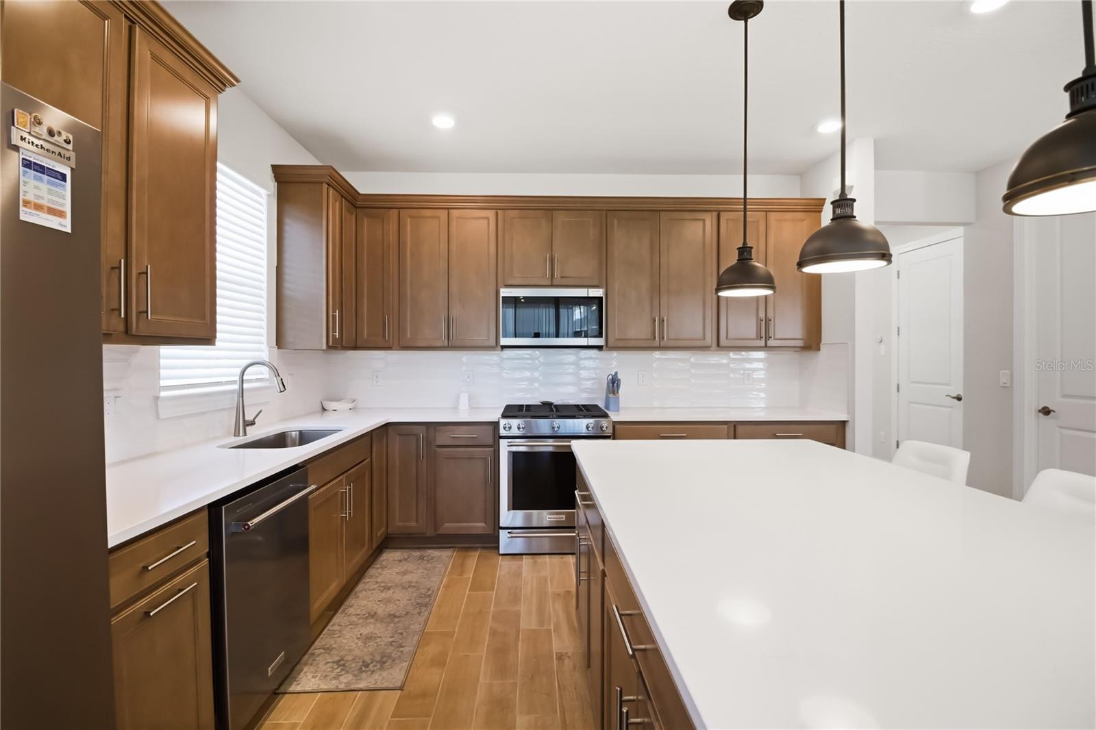 Image 16 of 66 For 2682 Midsweet Avenue