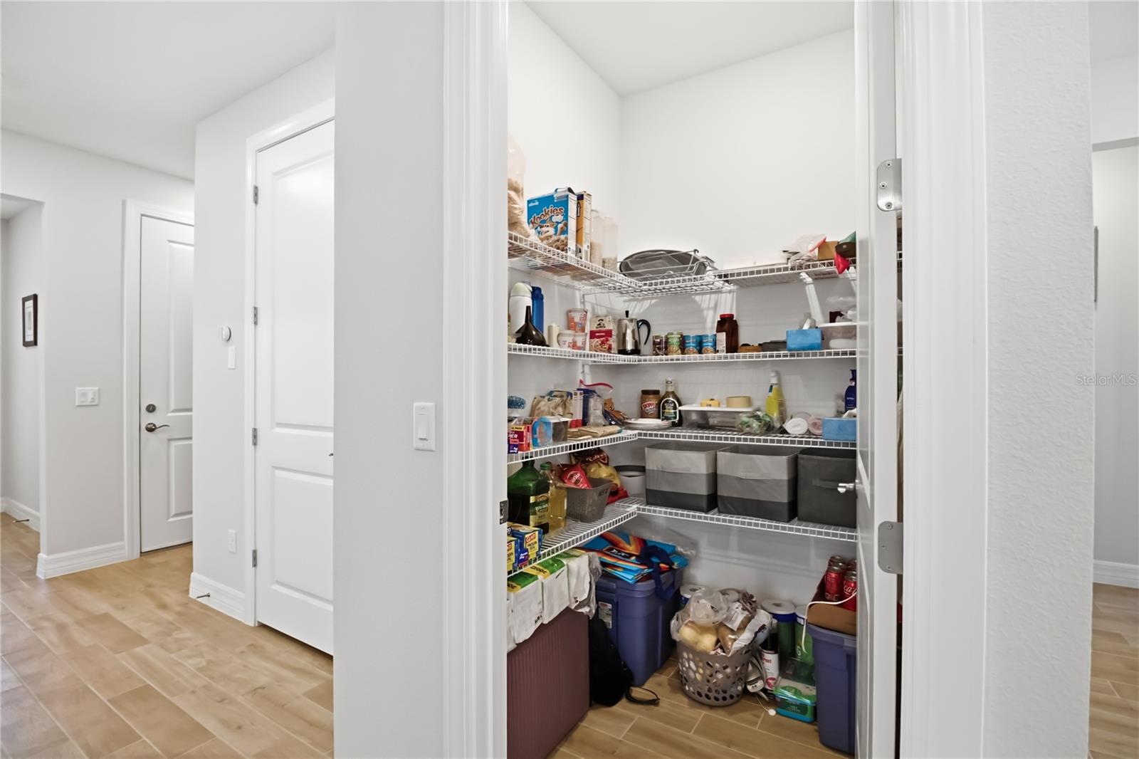 Image 20 of 66 For 2682 Midsweet Avenue