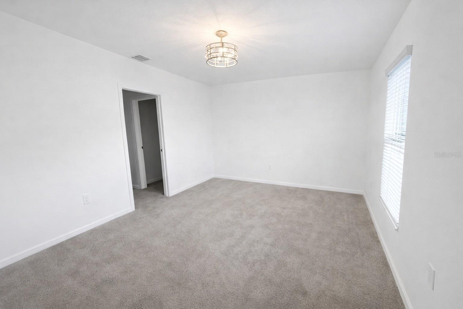 Image 4 of 9 For 558 Jett Lane