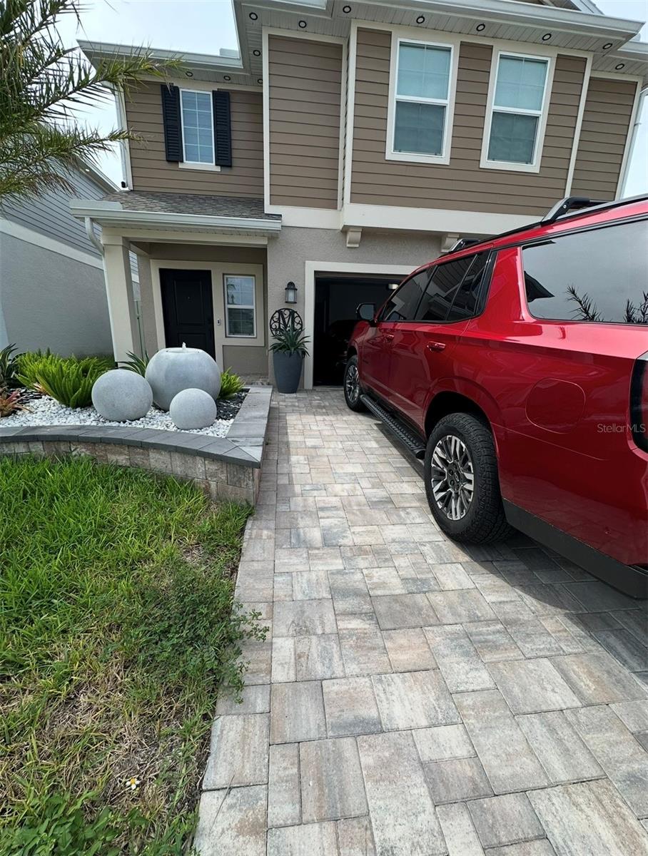 Listing Details for 2181 Aquifer Lane, DAVENPORT, FL 33837