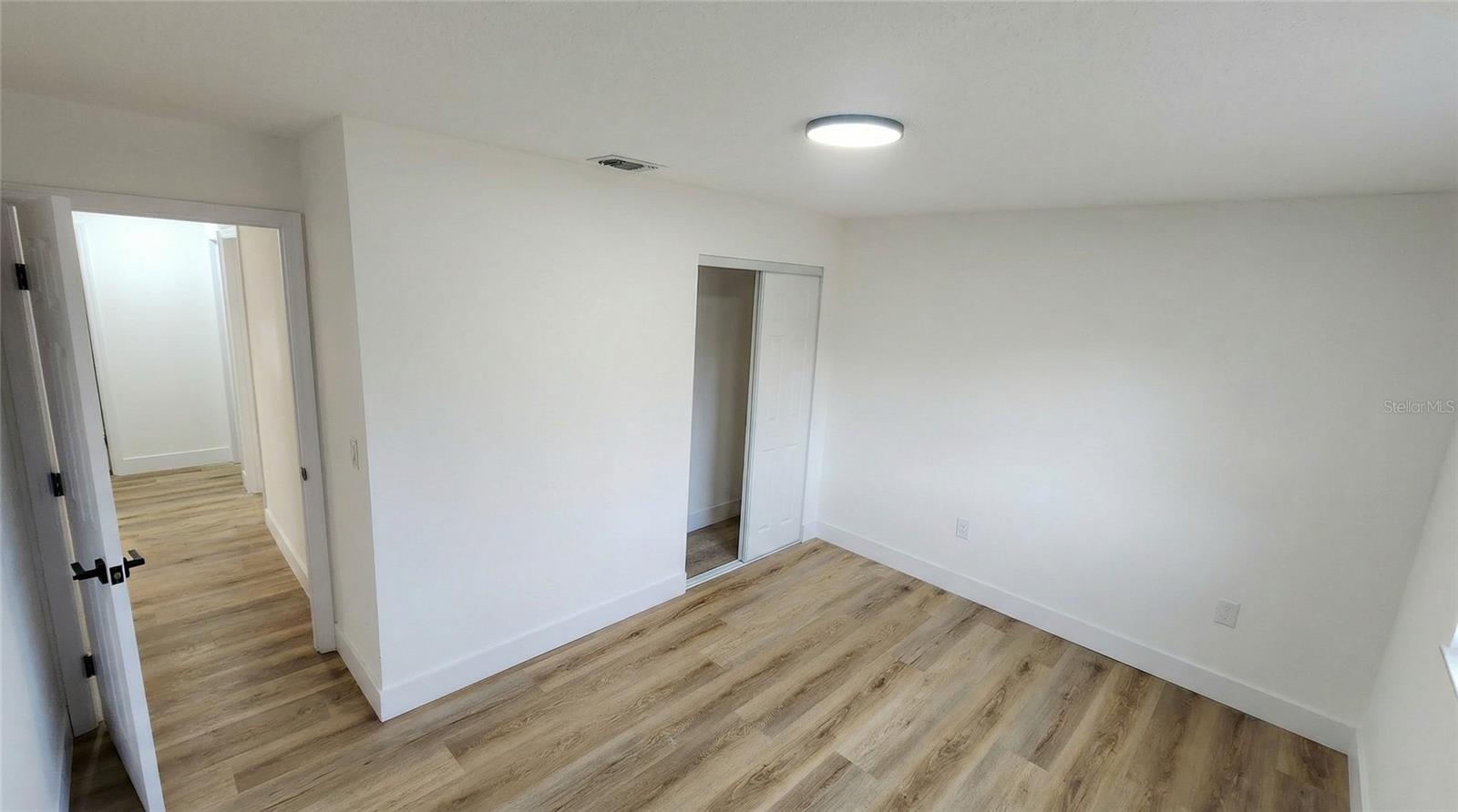 Image 19 of 24 For 712 Trailwood Drive