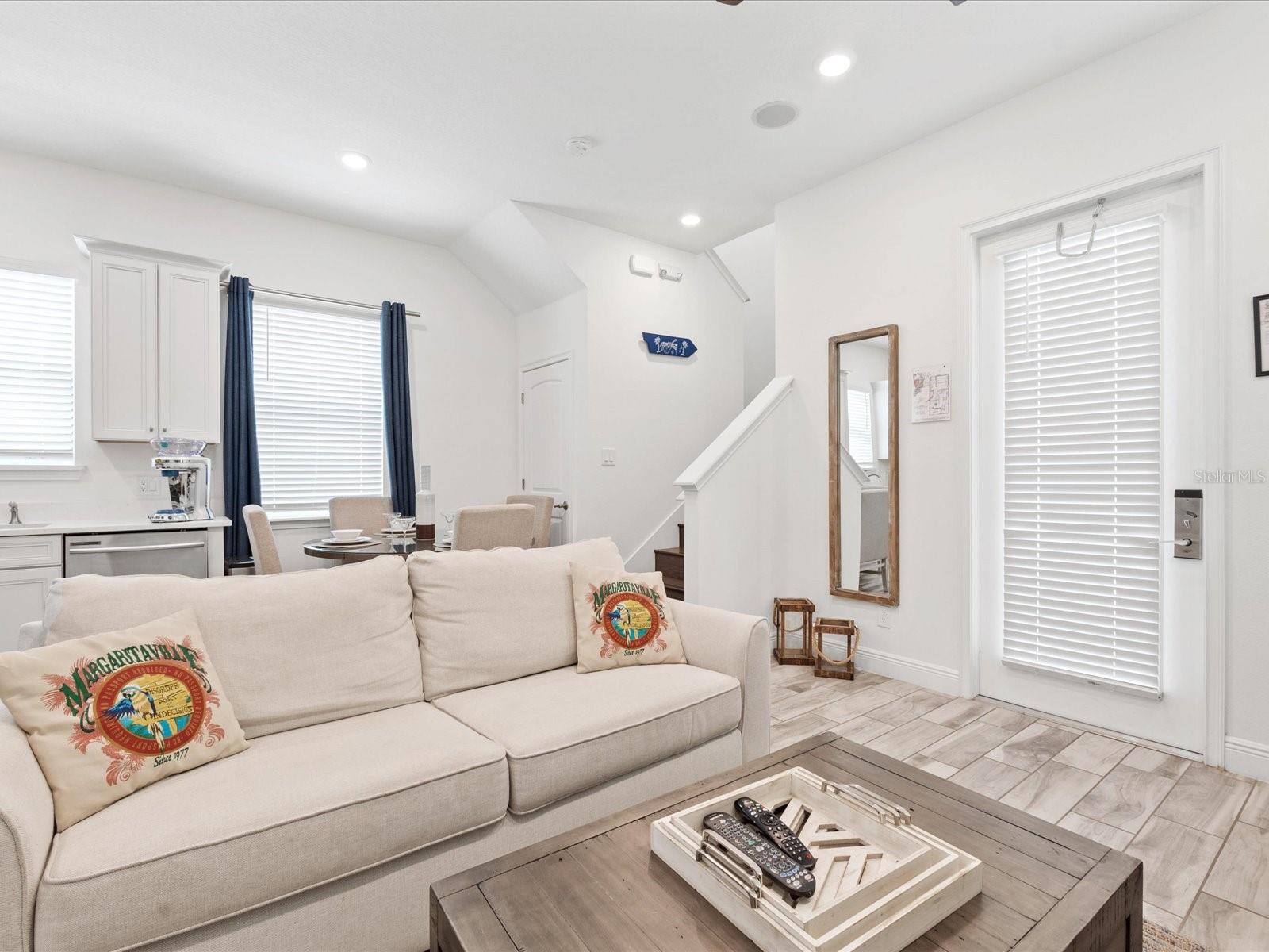 Image 11 of 53 For 8092 Knee Deep Road