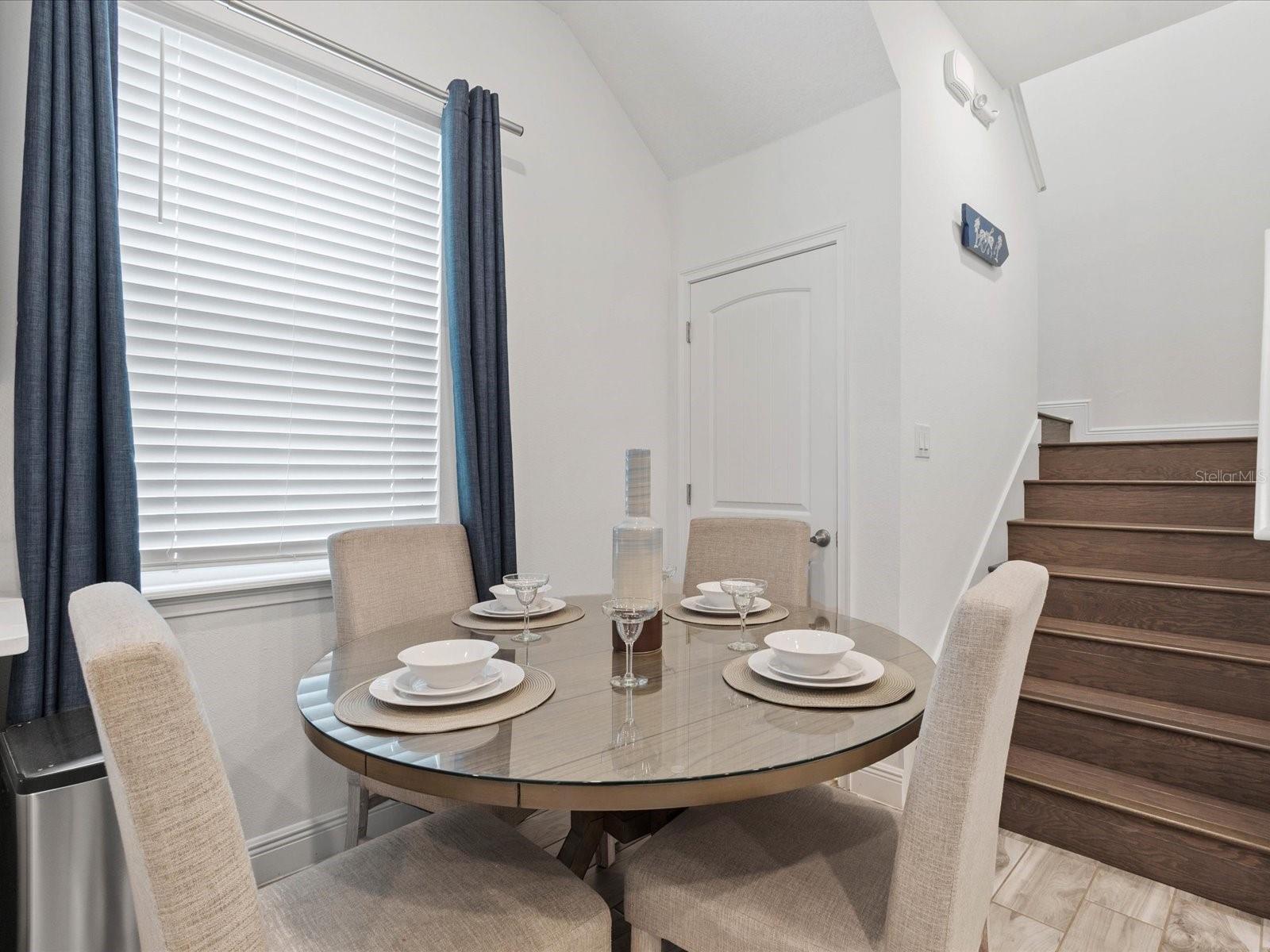 Image 16 of 53 For 8092 Knee Deep Road