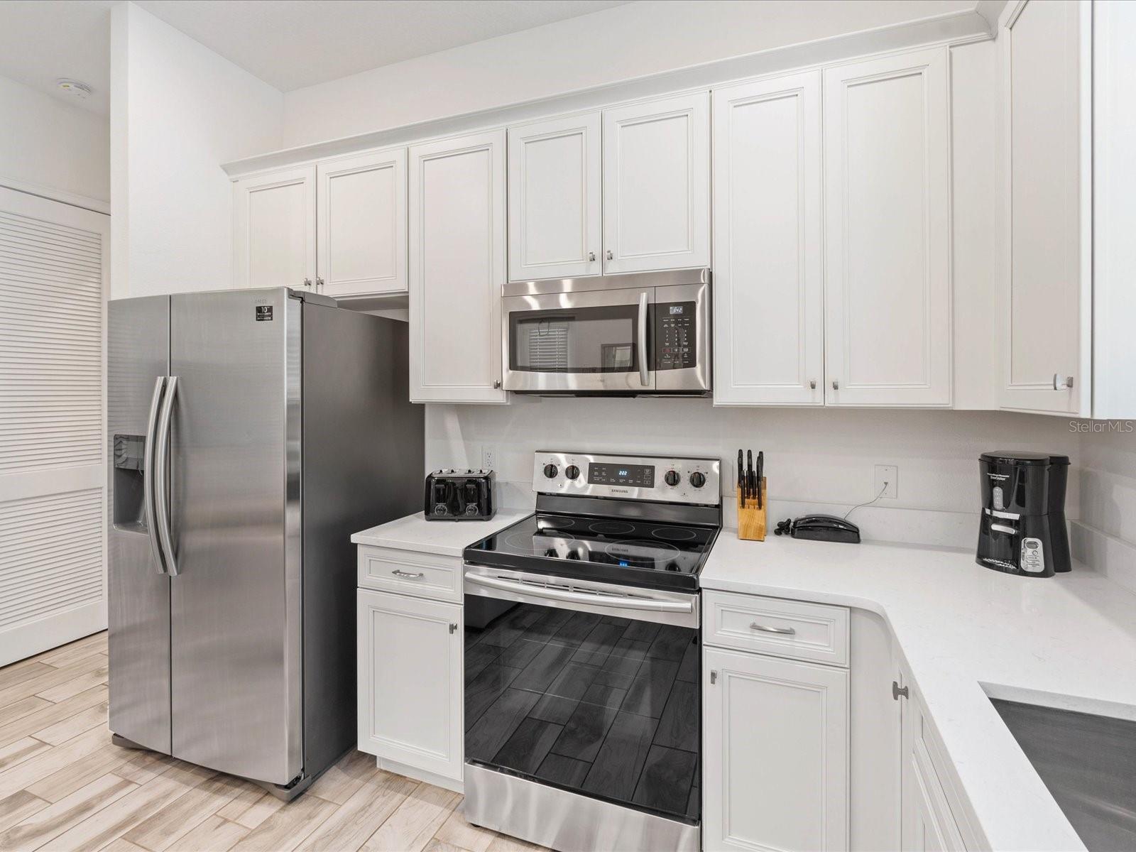 Image 20 of 53 For 8092 Knee Deep Road