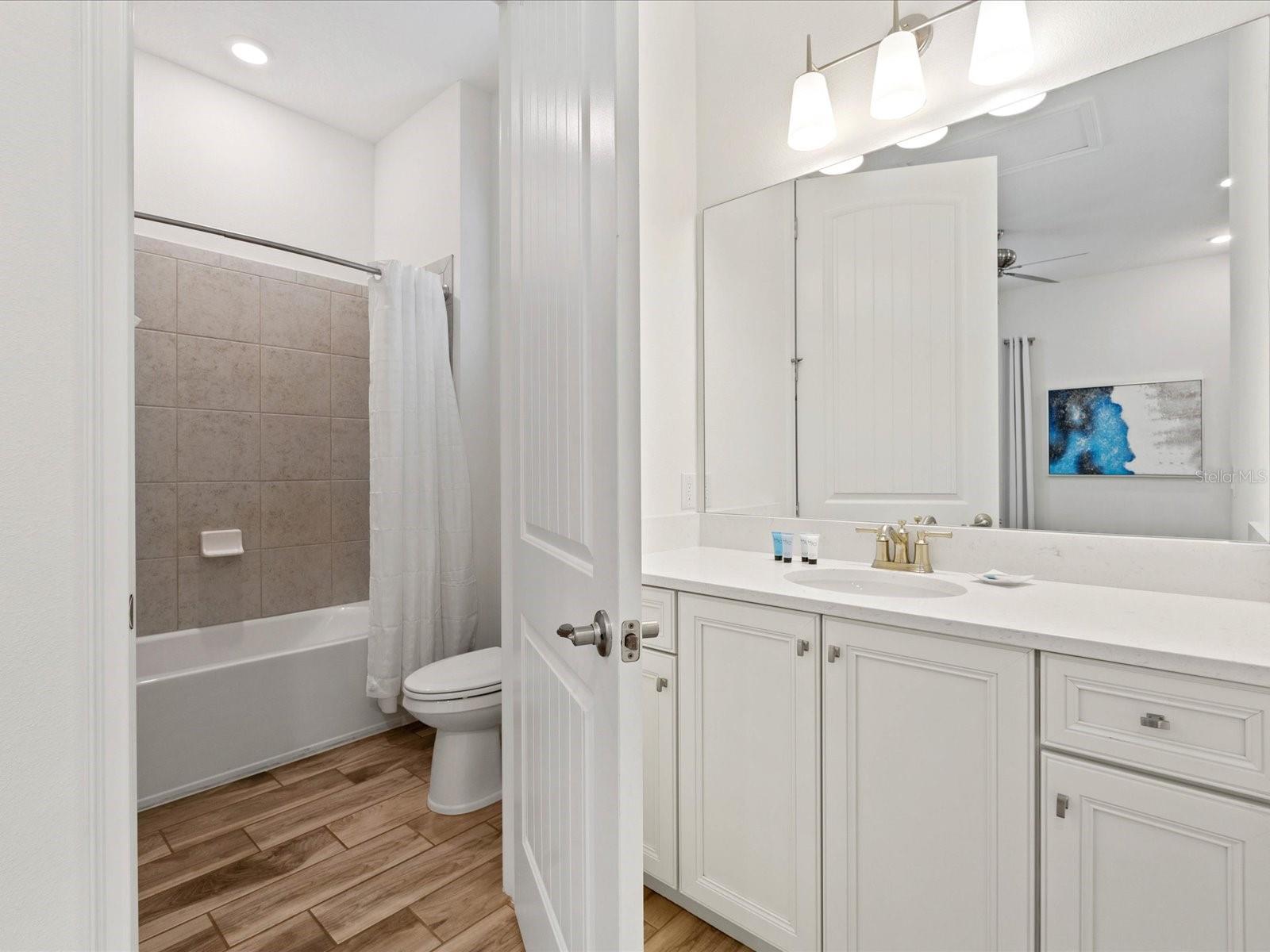 Image 33 of 53 For 8092 Knee Deep Road