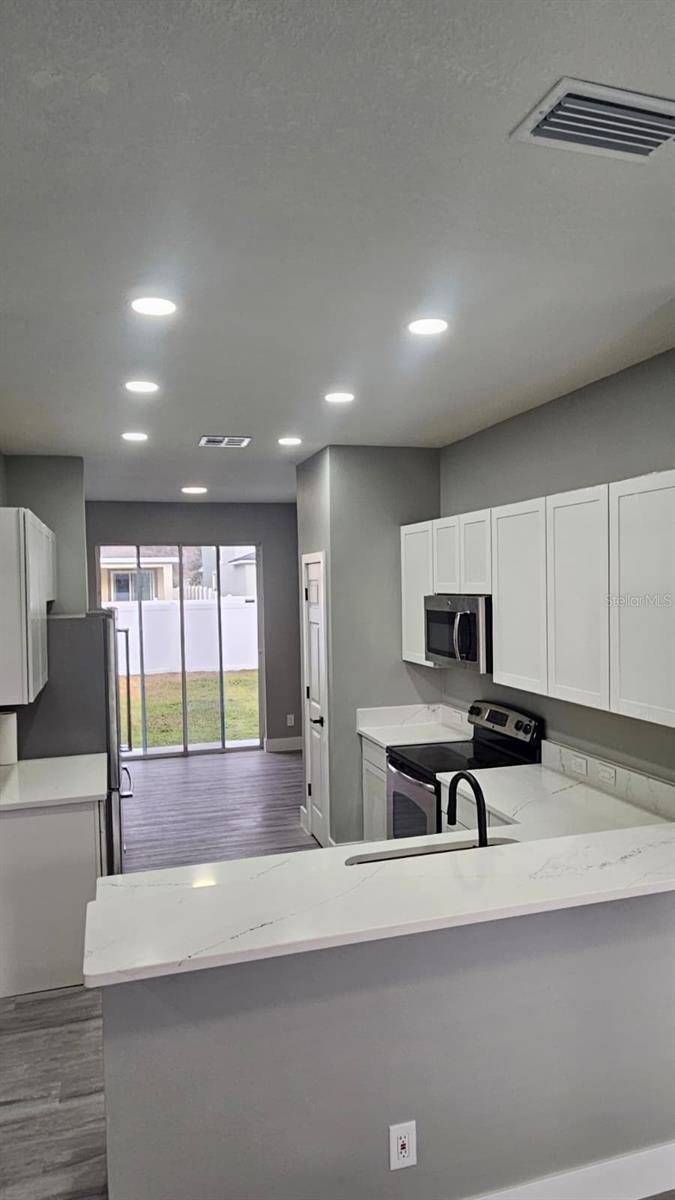 Image 26 of 37 For 5209 Creekside Park Avenue