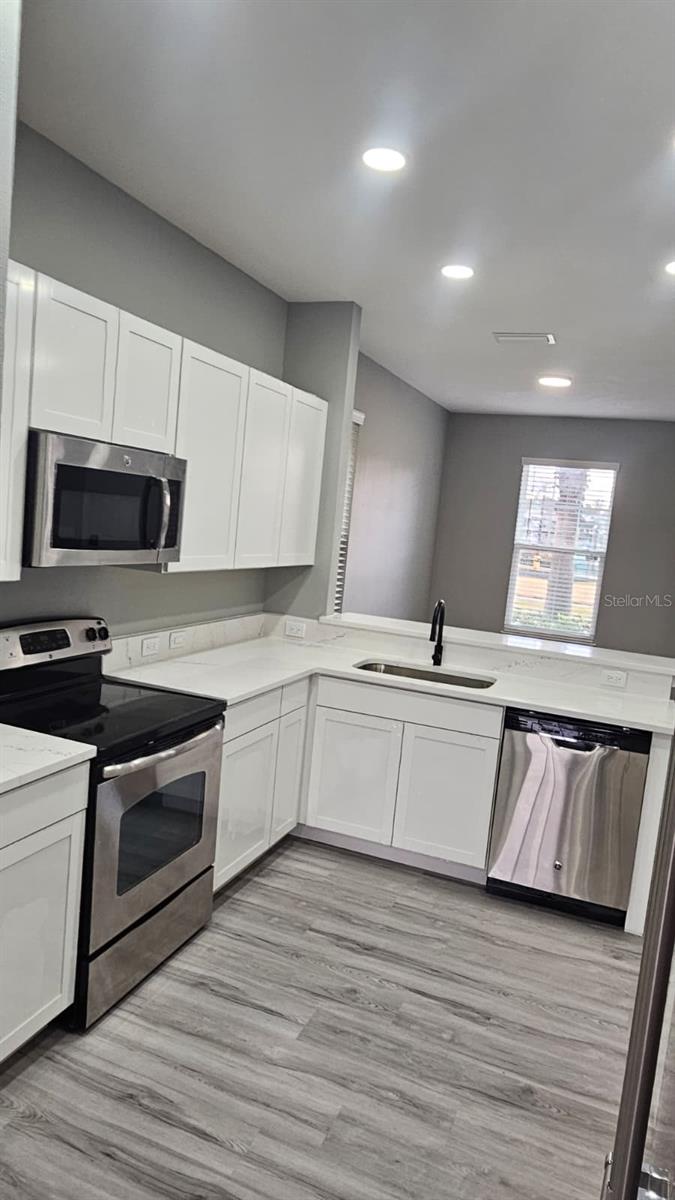 Image 27 of 37 For 5209 Creekside Park Avenue