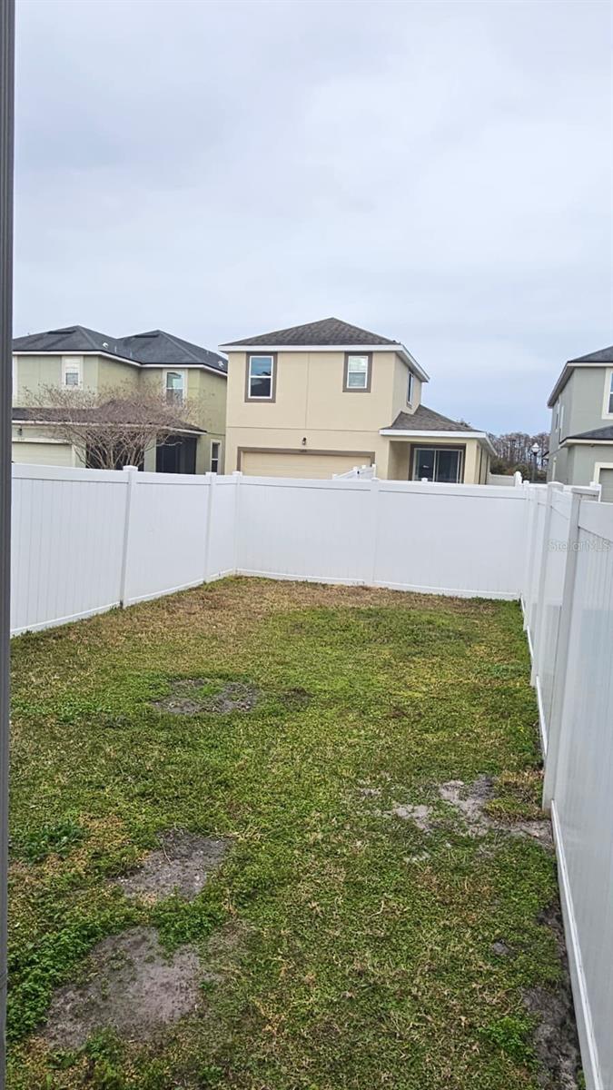 Image 31 of 37 For 5209 Creekside Park Avenue