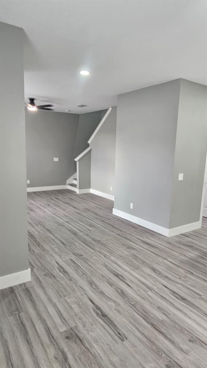 Image 33 of 37 For 5209 Creekside Park Avenue