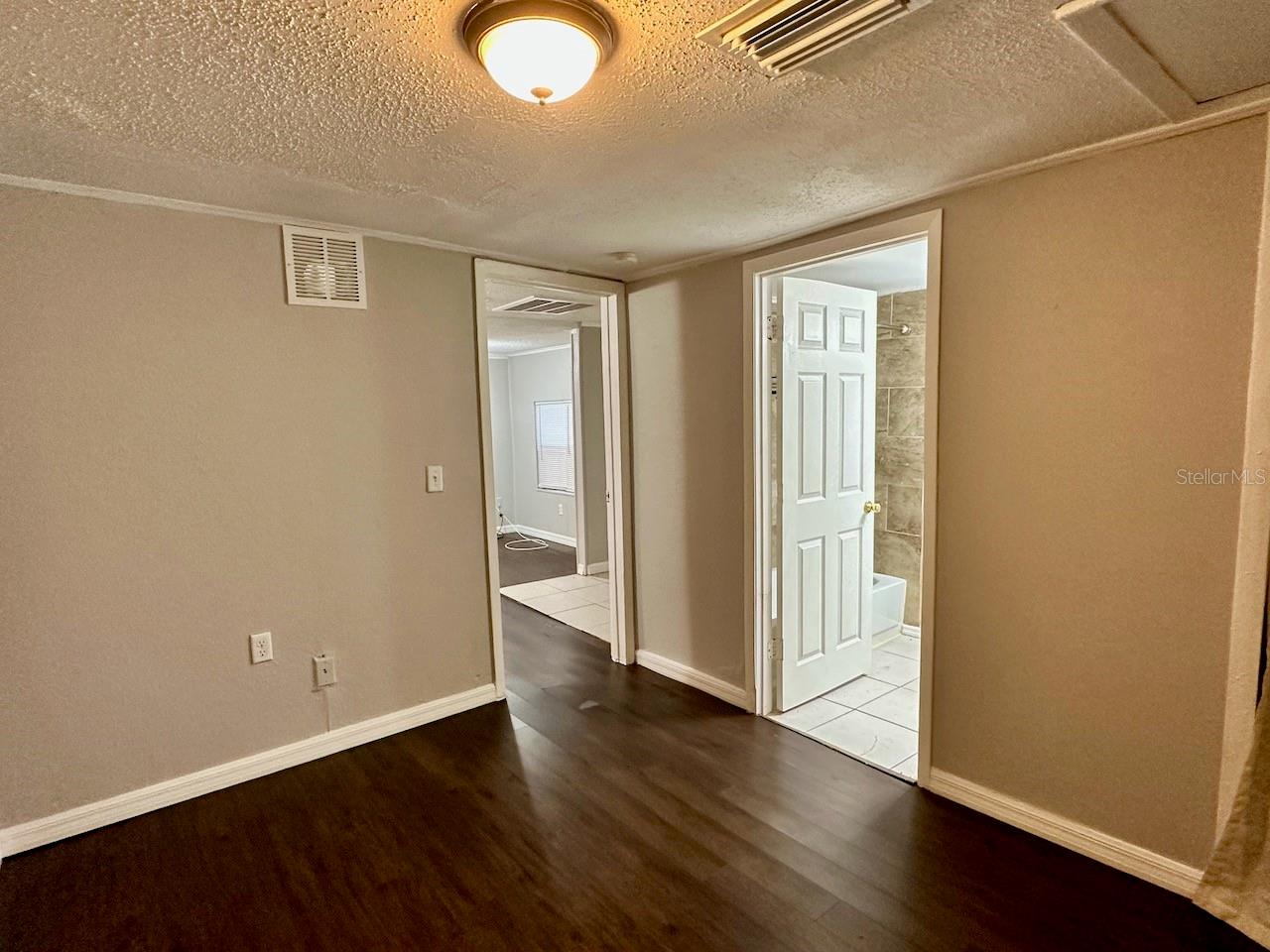 Image 10 of 20 For 508 8th Street