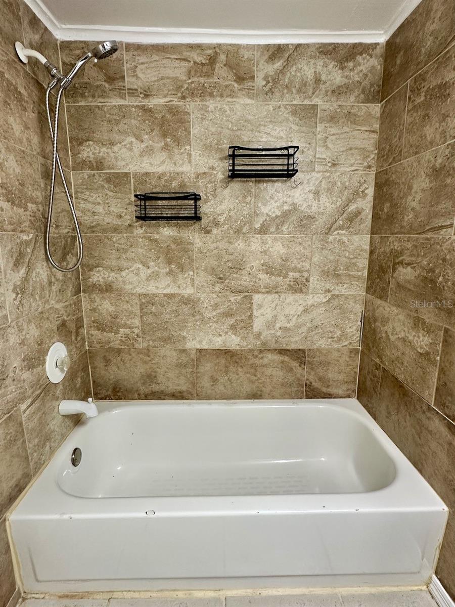 Image 12 of 20 For 508 8th Street