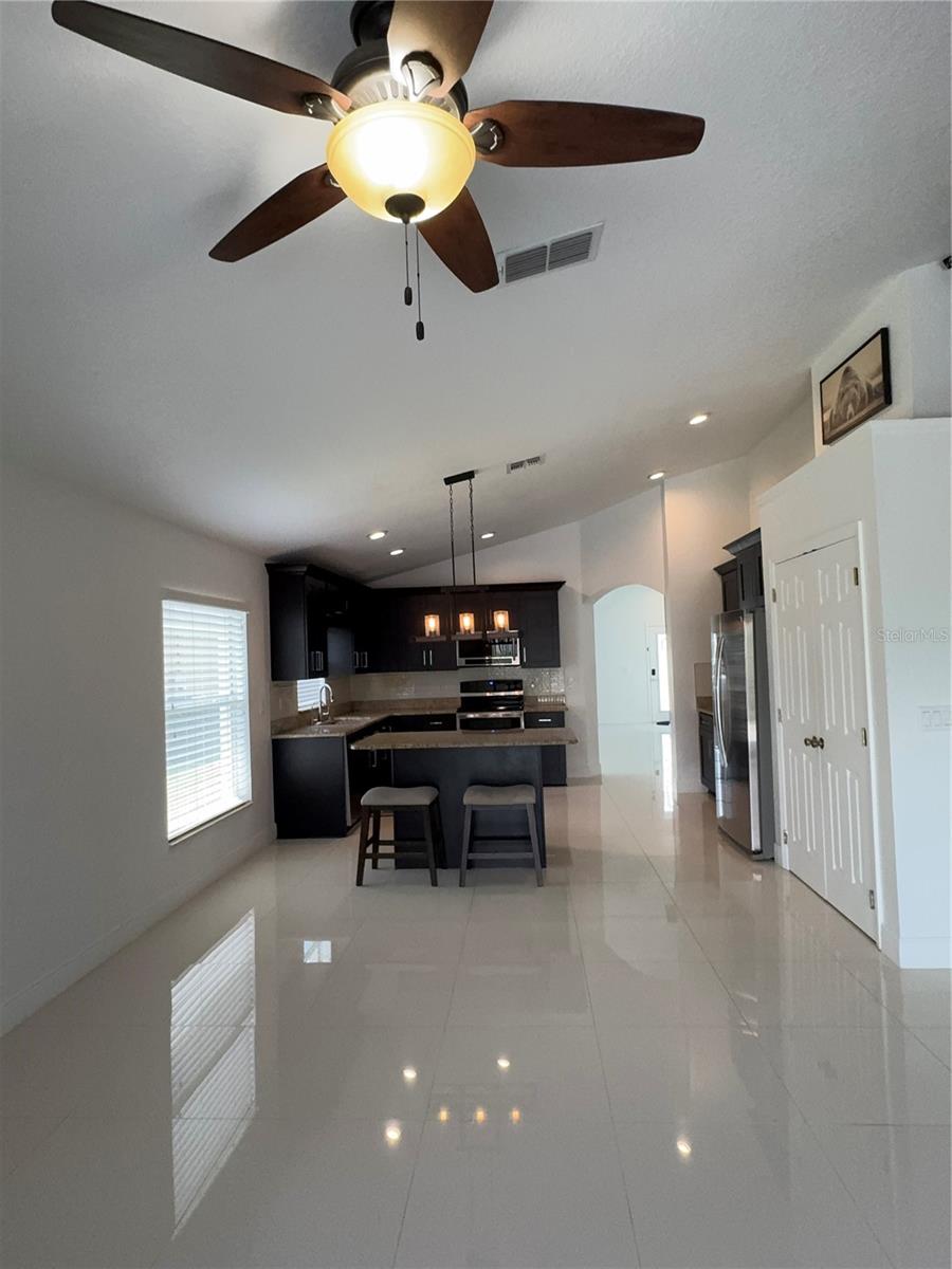 Image 10 of 40 For 2823 Maguire Drive