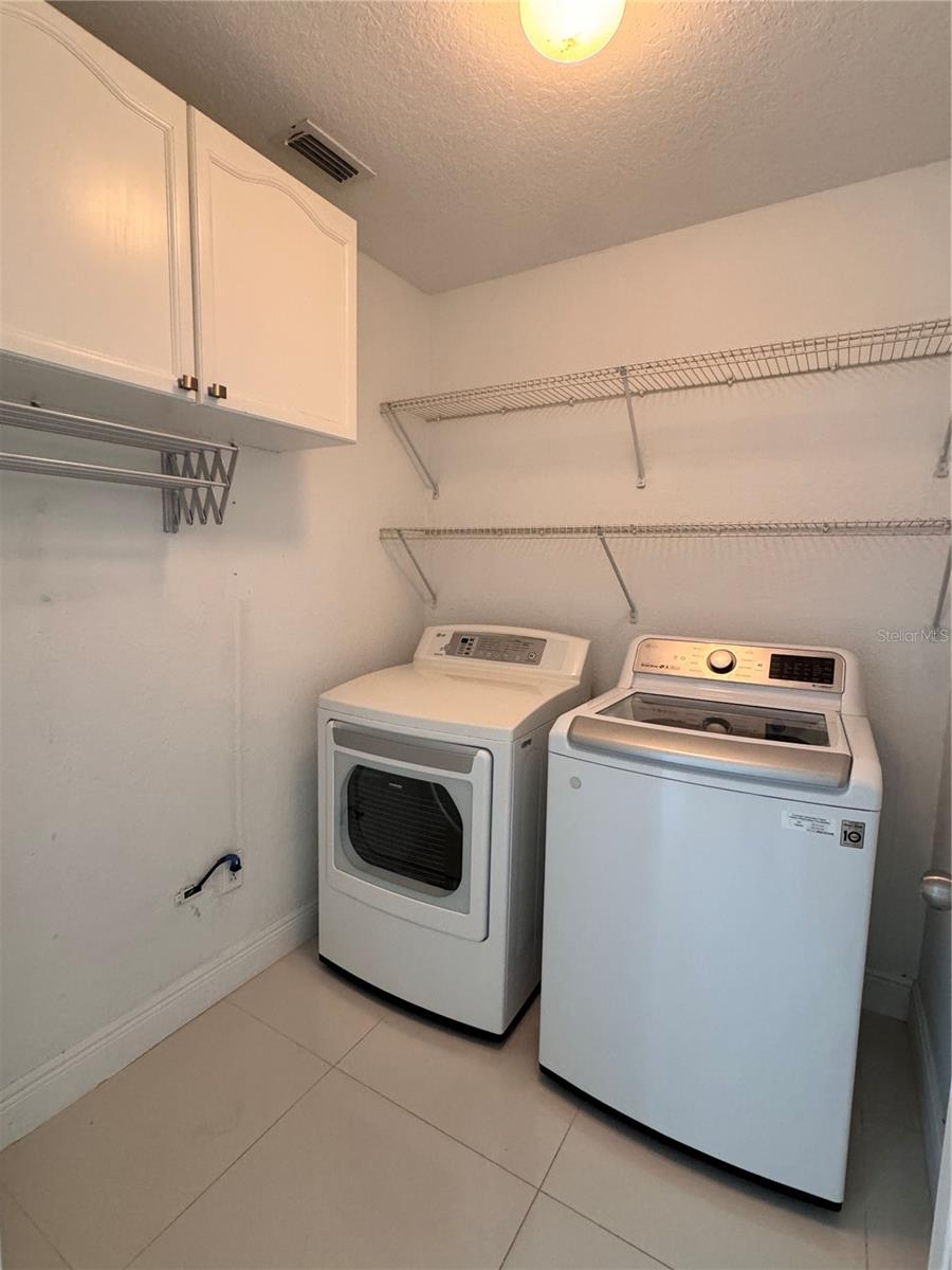 Image 18 of 40 For 2823 Maguire Drive