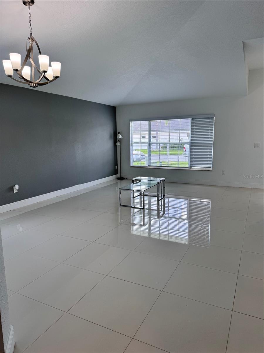 Image 3 of 40 For 2823 Maguire Drive