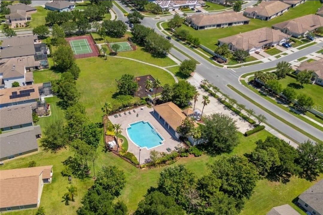 Image 37 of 40 For 2823 Maguire Drive