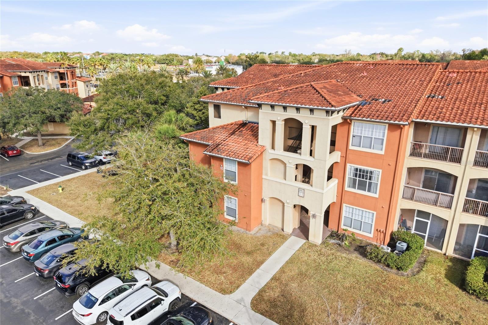 Image 26 of 33 For 5512 Metrowest Boulevard 201