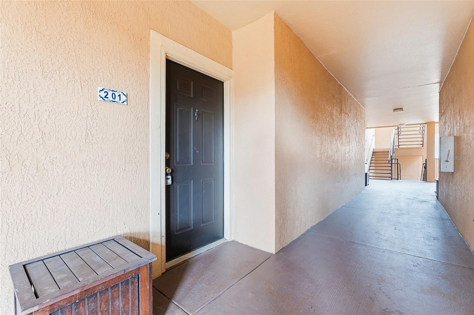 Image 3 of 33 For 5512 Metrowest Boulevard 201