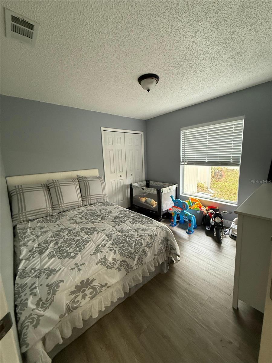 Image 19 of 30 For 7736 Rollingridge Court