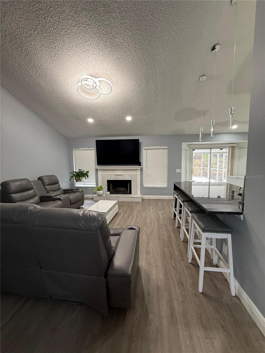 Image 7 of 30 For 7736 Rollingridge Court