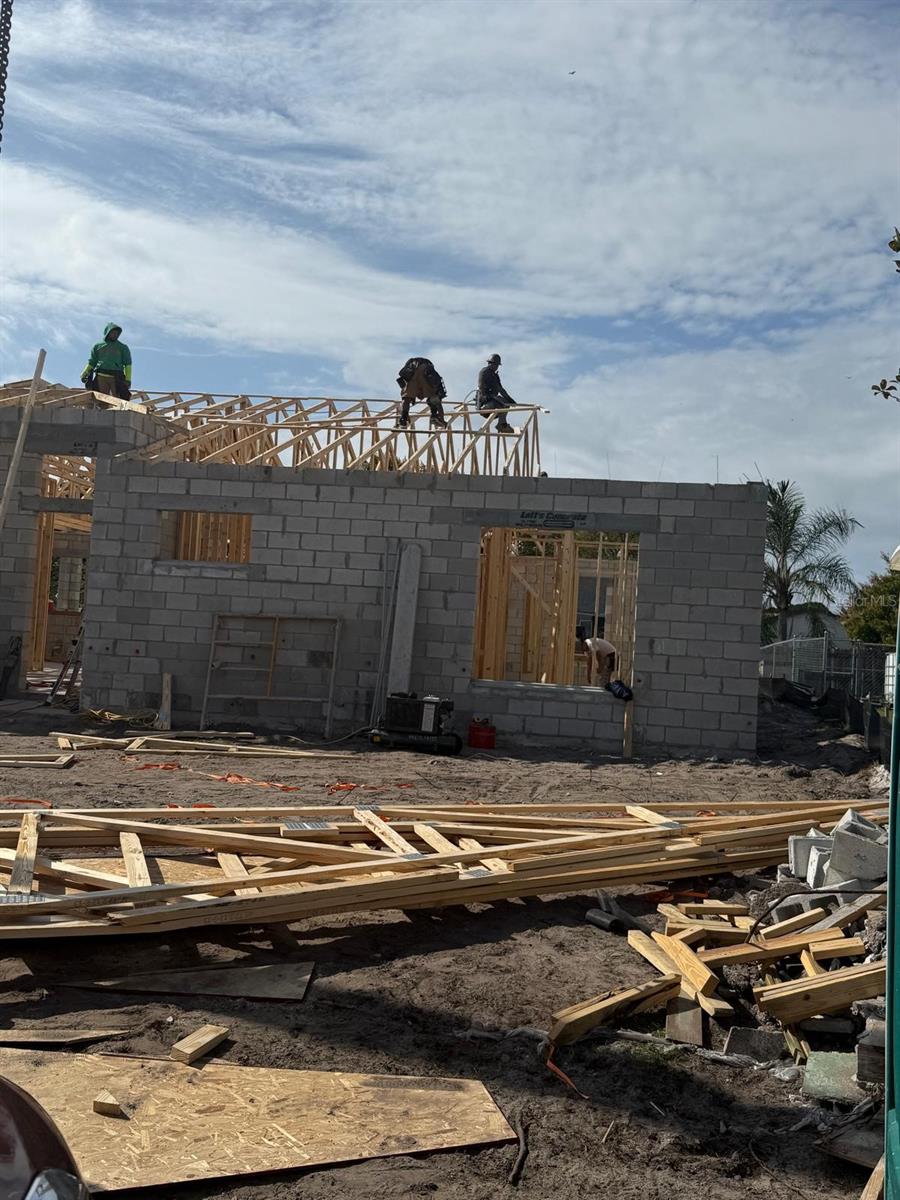 Details for 292 Gardenia Road, KISSIMMEE, FL 34743