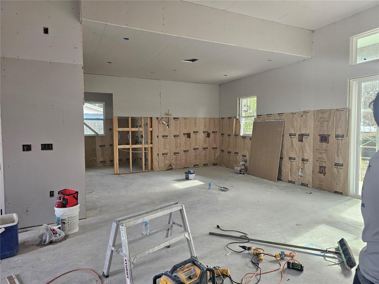 Image 15 of 26 For 292 Gardenia Road