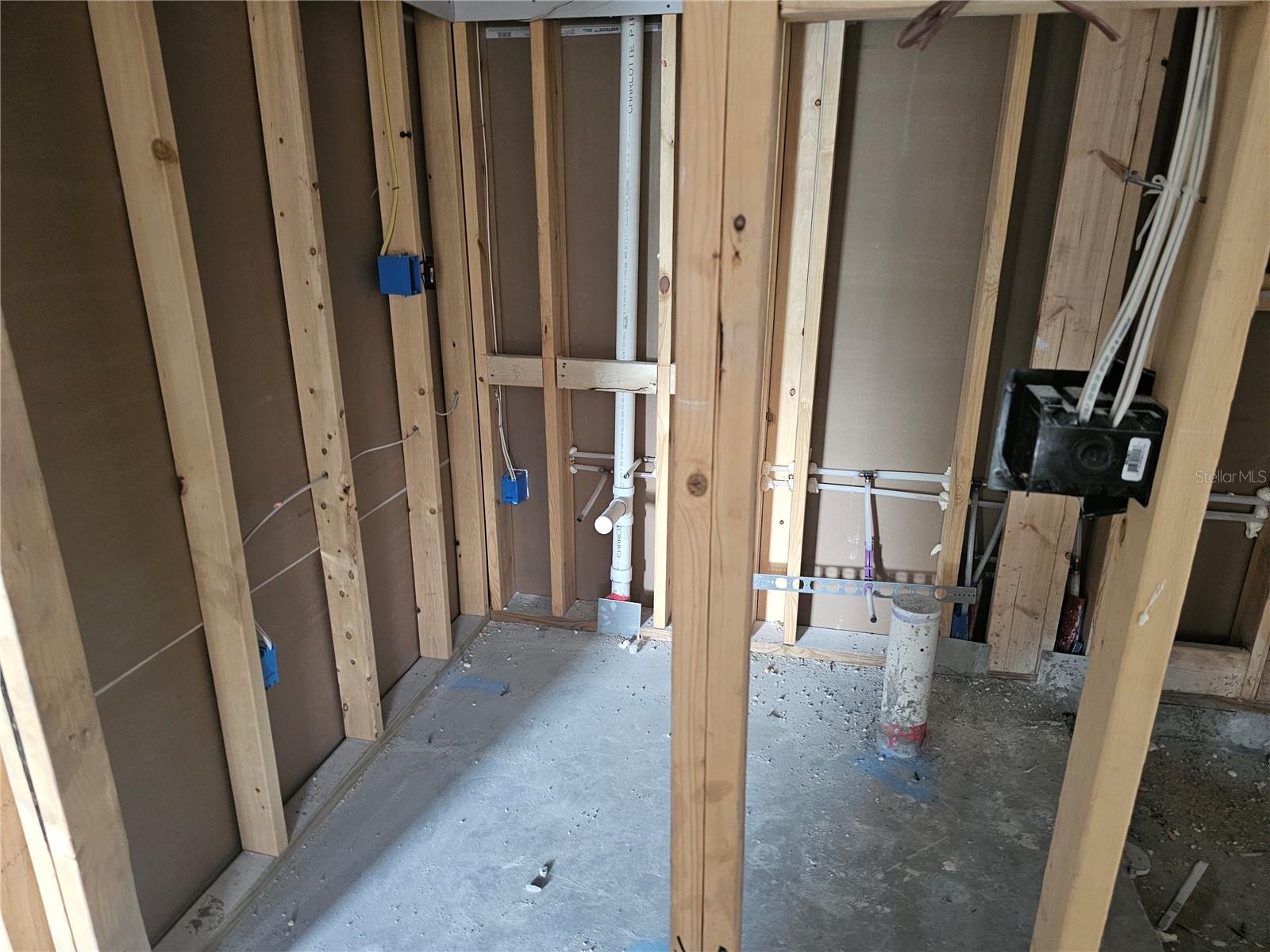 Image 17 of 26 For 292 Gardenia Road