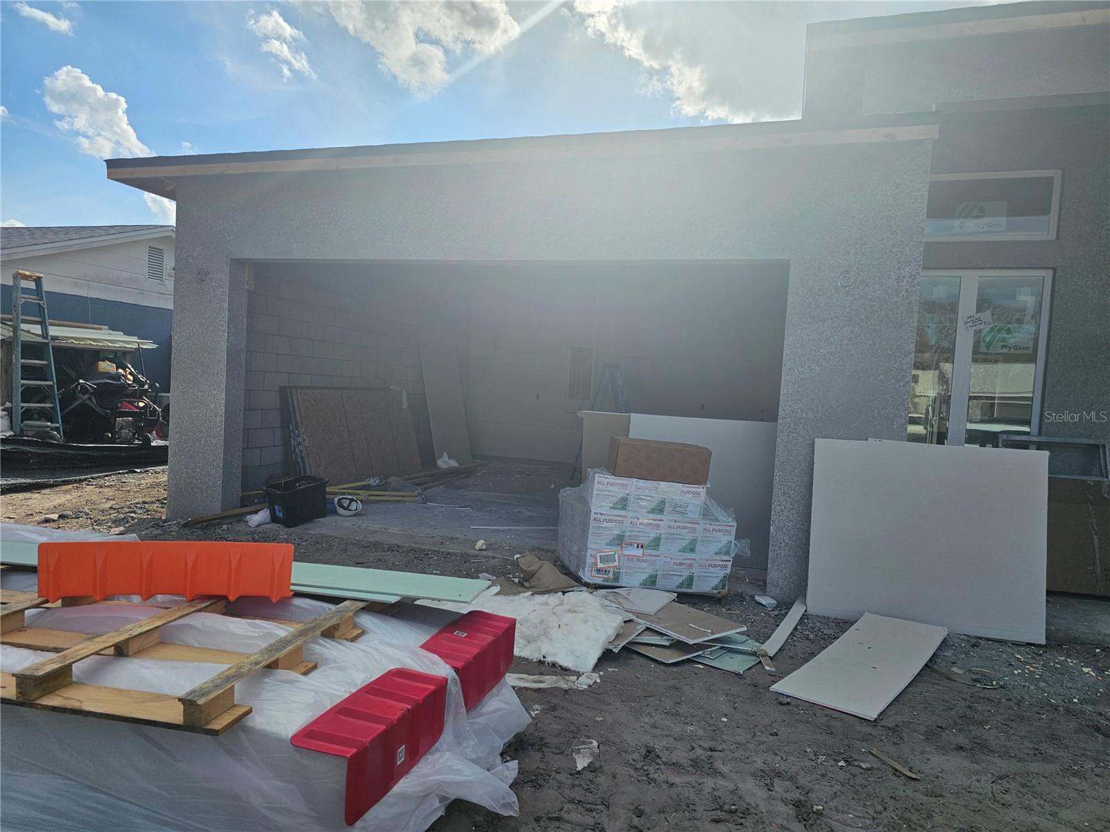 Image 24 of 26 For 292 Gardenia Road