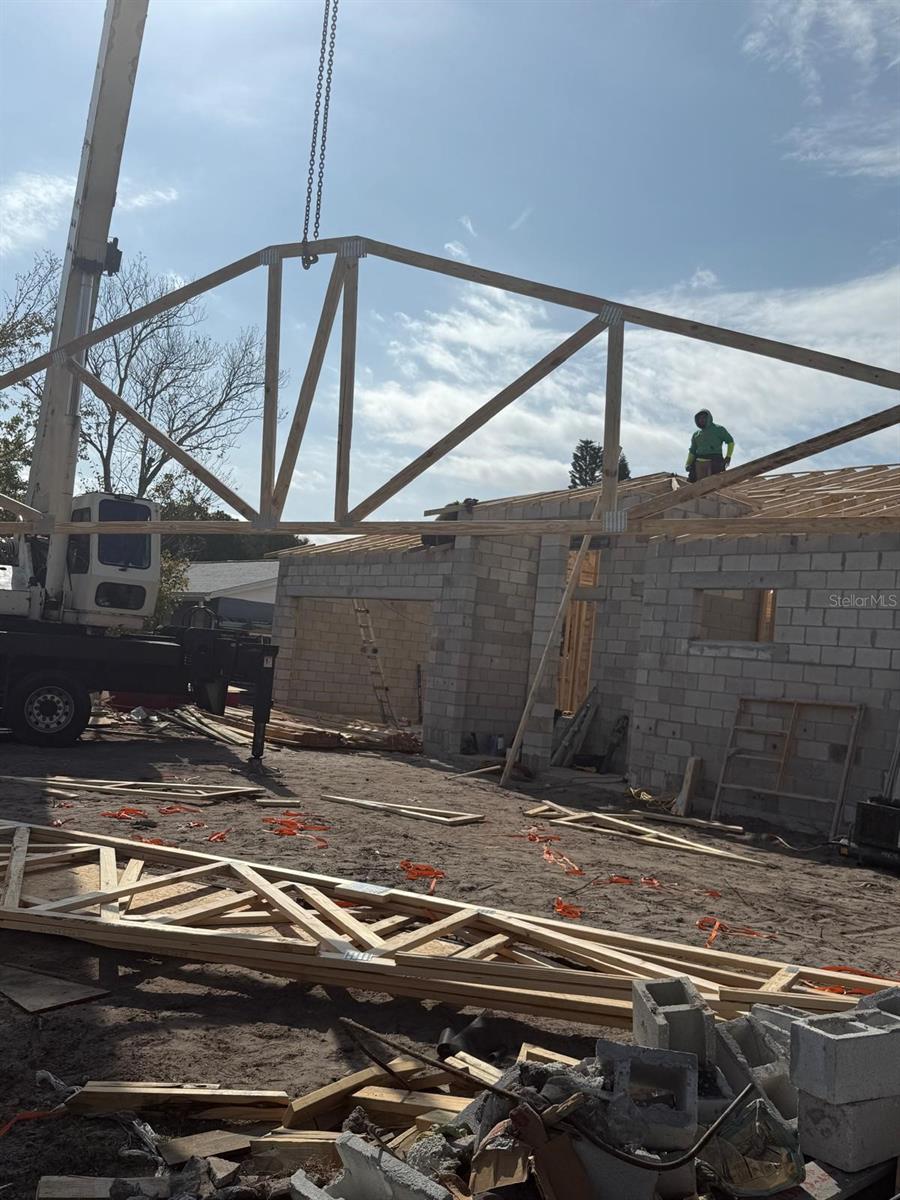 Image 3 of 26 For 292 Gardenia Road