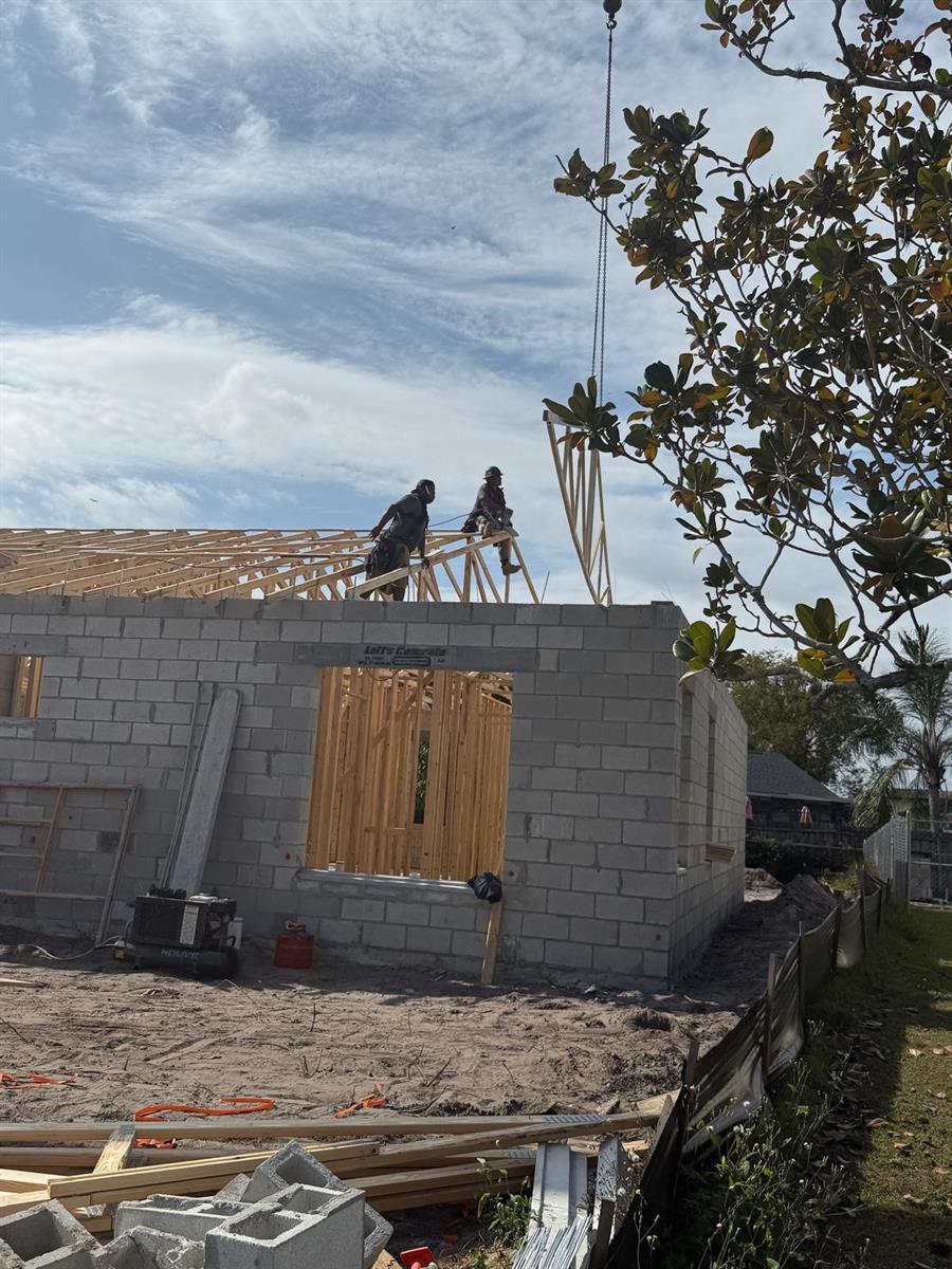 Image 4 of 26 For 292 Gardenia Road