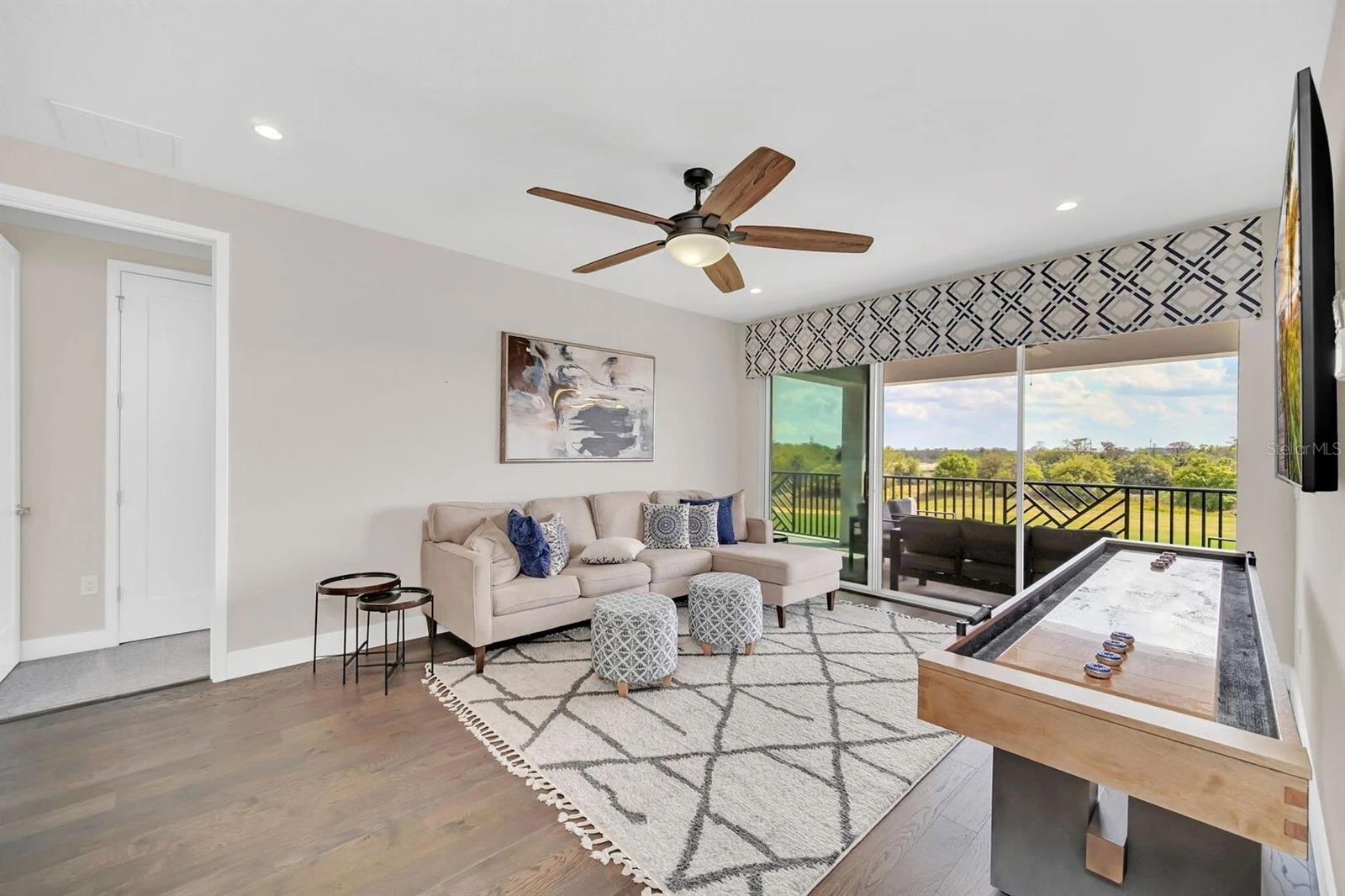 Image 18 of 63 For 7936 Jacks Club Court